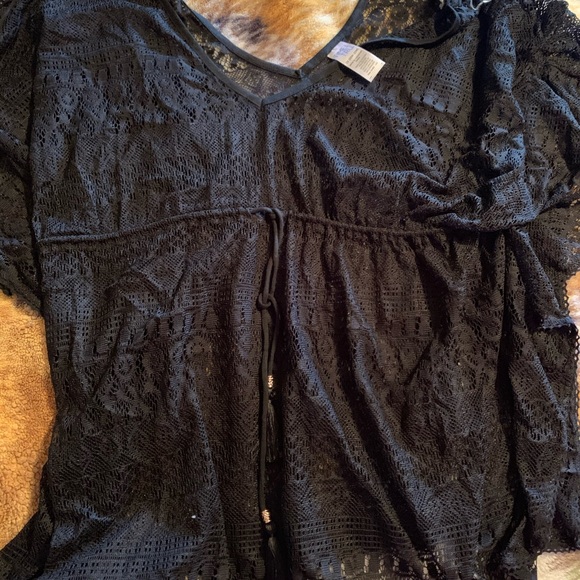 Tops - Woman’s clothes